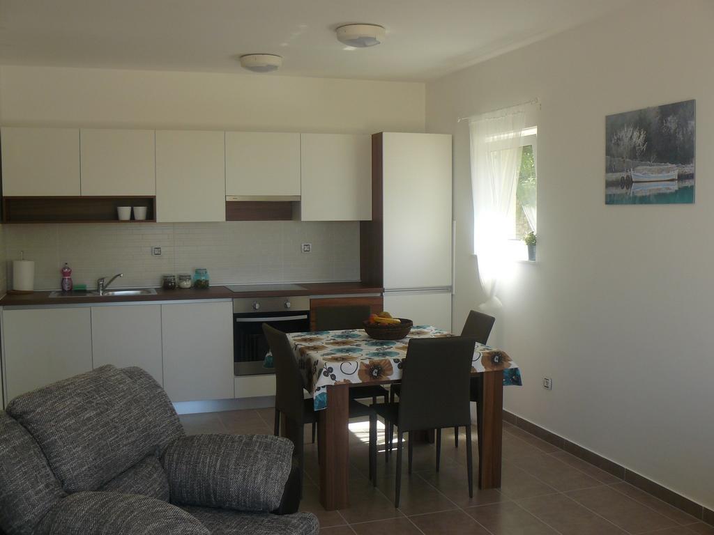My Nest Accommodation Привлака Екстериор снимка