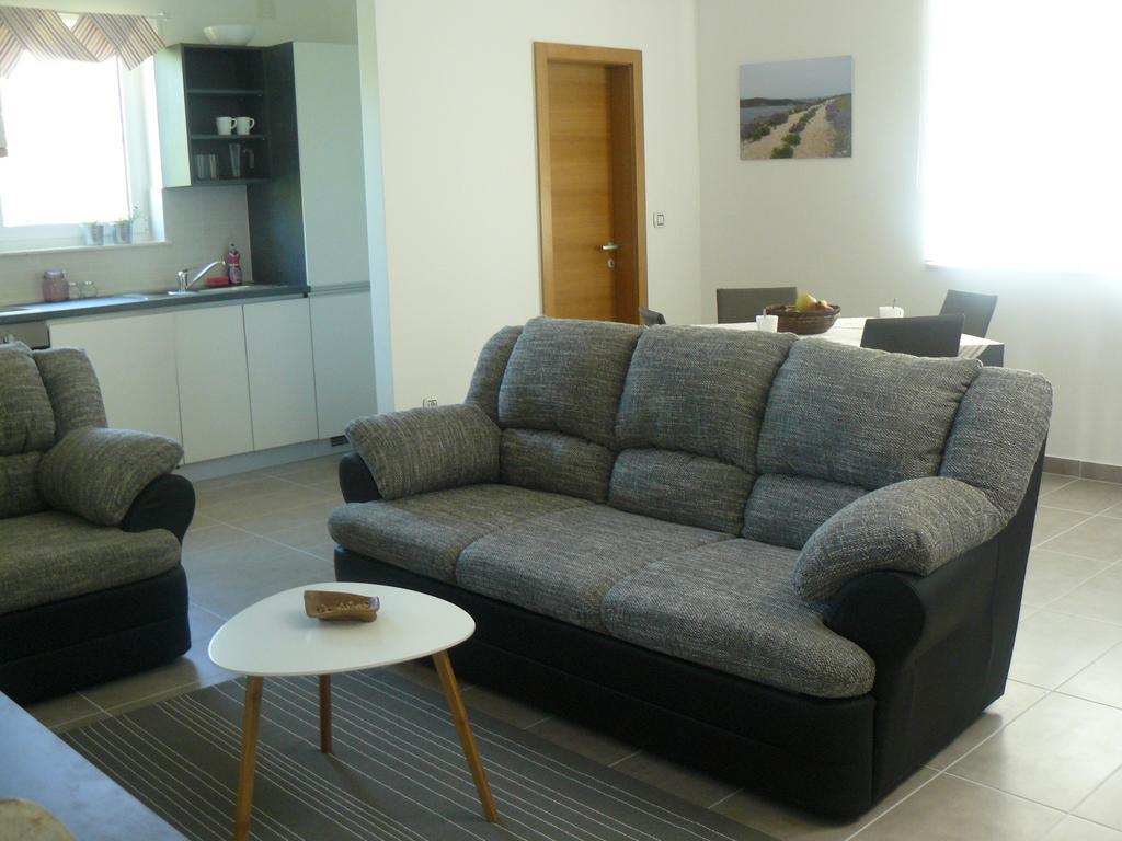 My Nest Accommodation Привлака Екстериор снимка