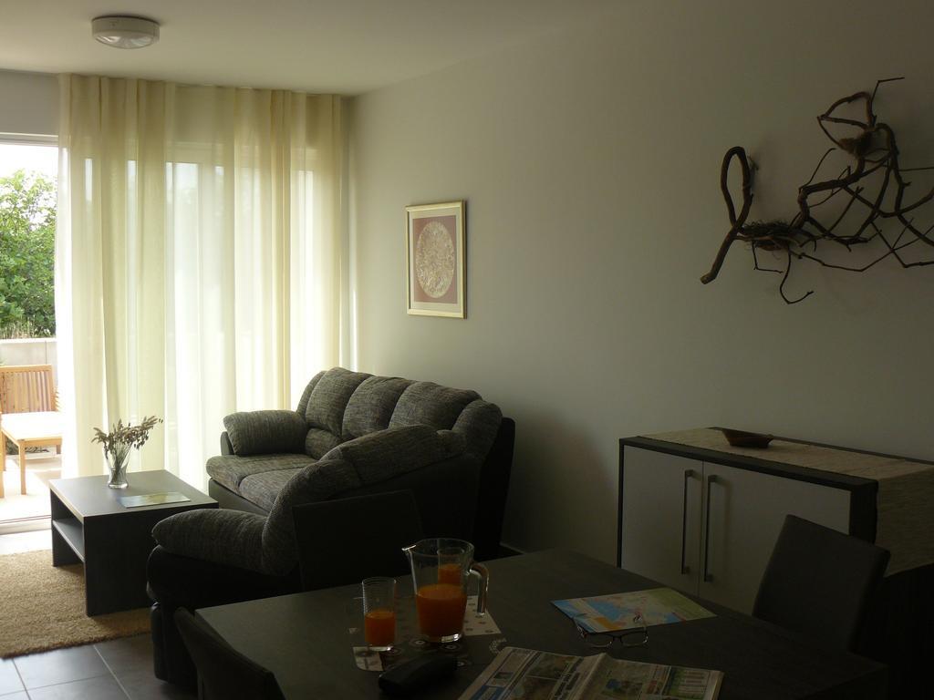 My Nest Accommodation Привлака Екстериор снимка